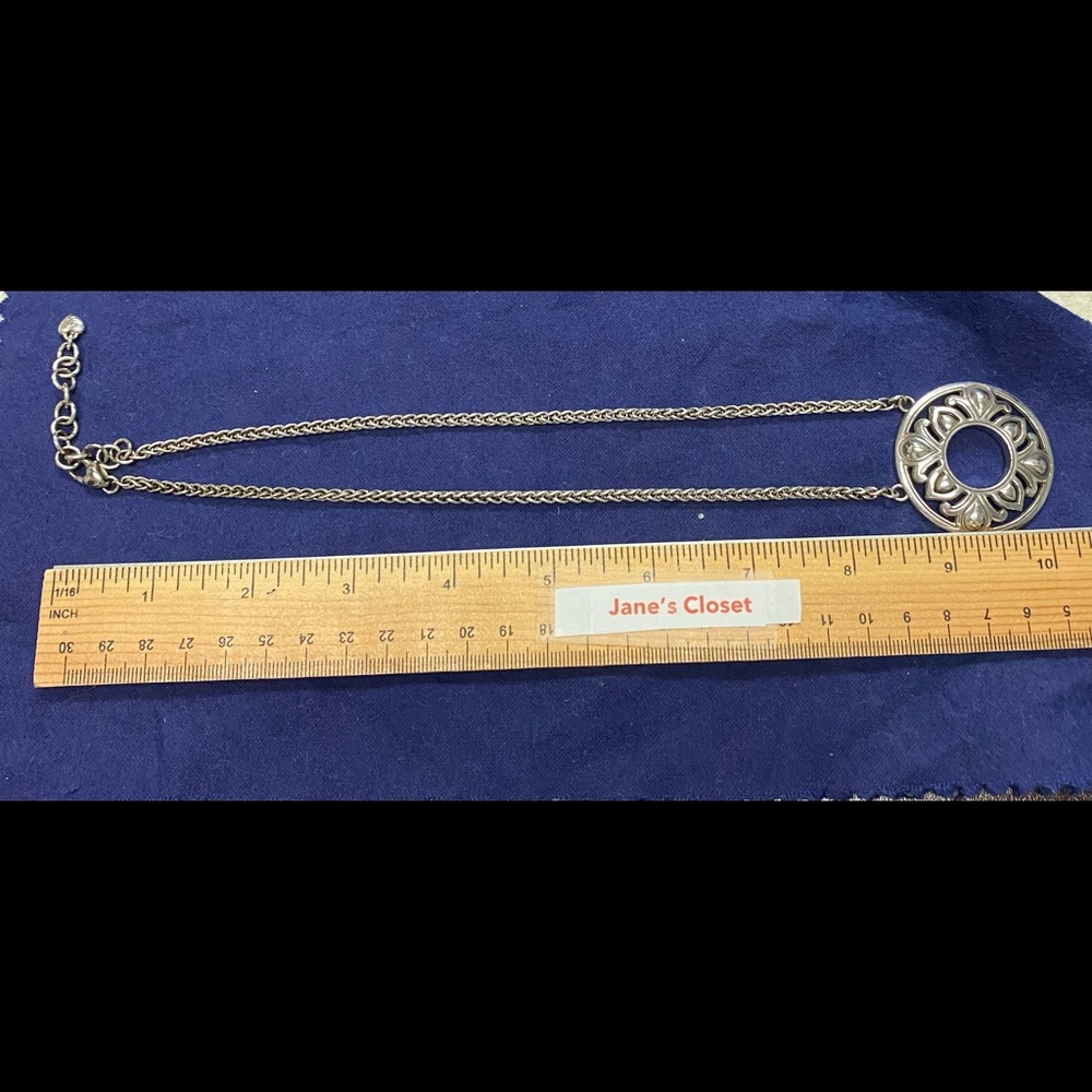 Beautiful Brighton necklace.